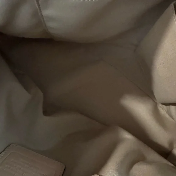 Coach Peyton Cora Domed Satchel - F25671 - Picture 6 of 11